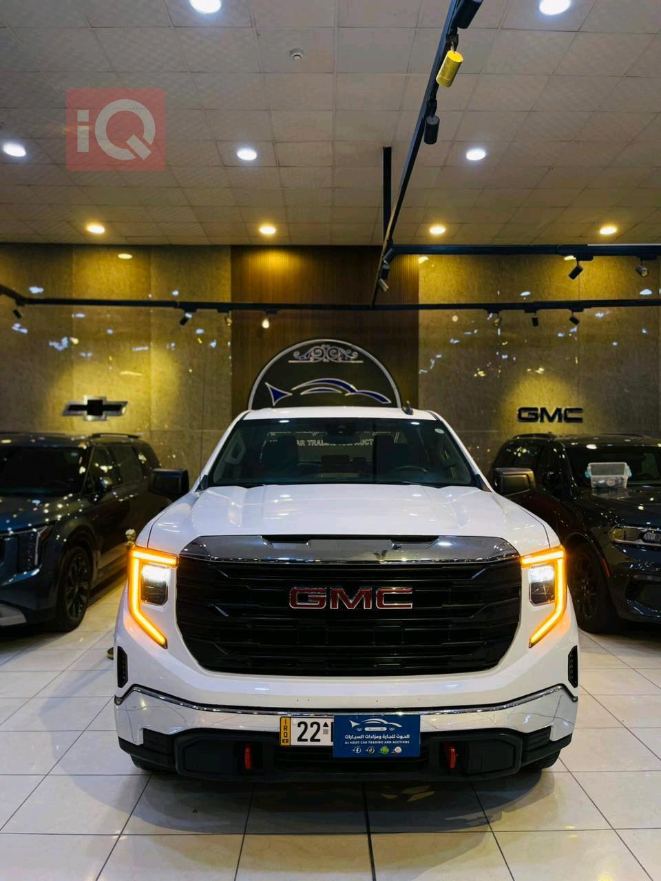 GMC Sierra